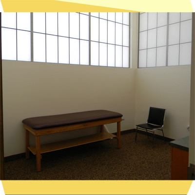IPTclinic Calexico treatment room photo